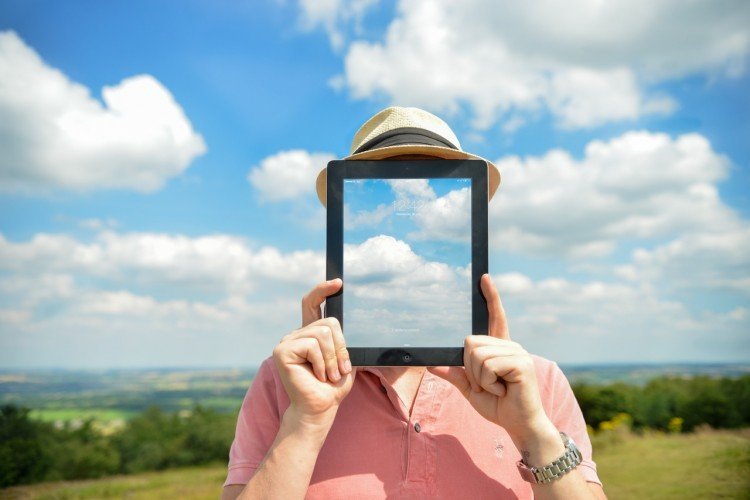 How a cloud startup is battling the government for its survival