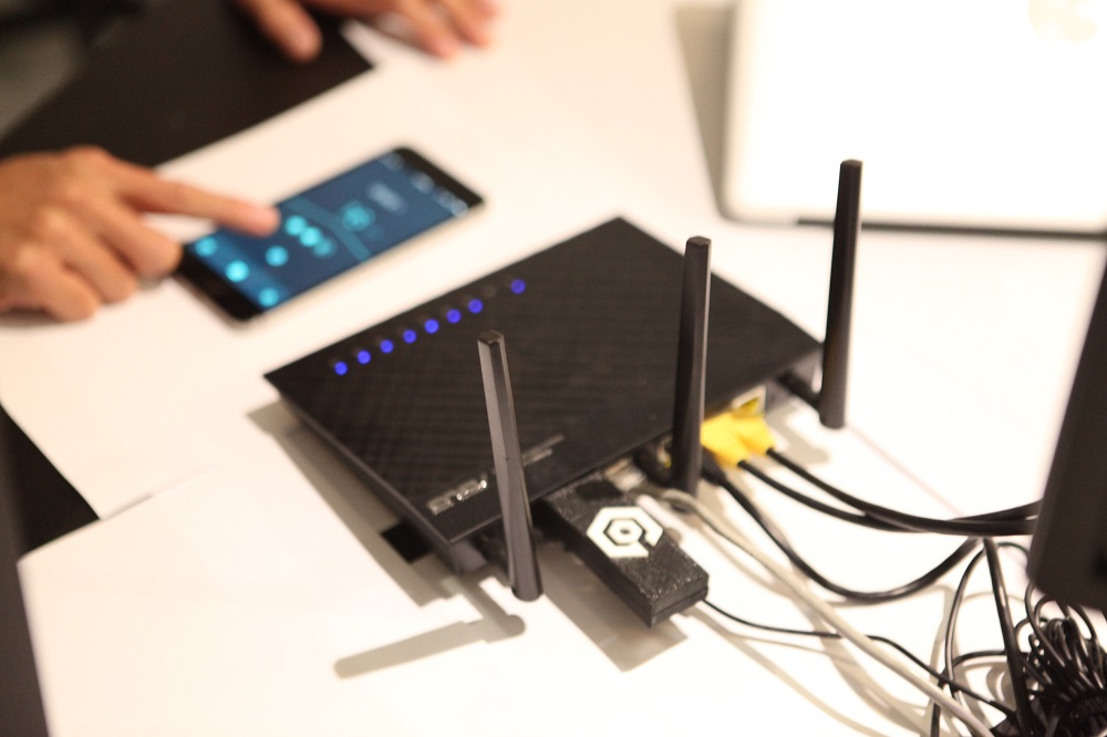 Klug Home plugged into a router.