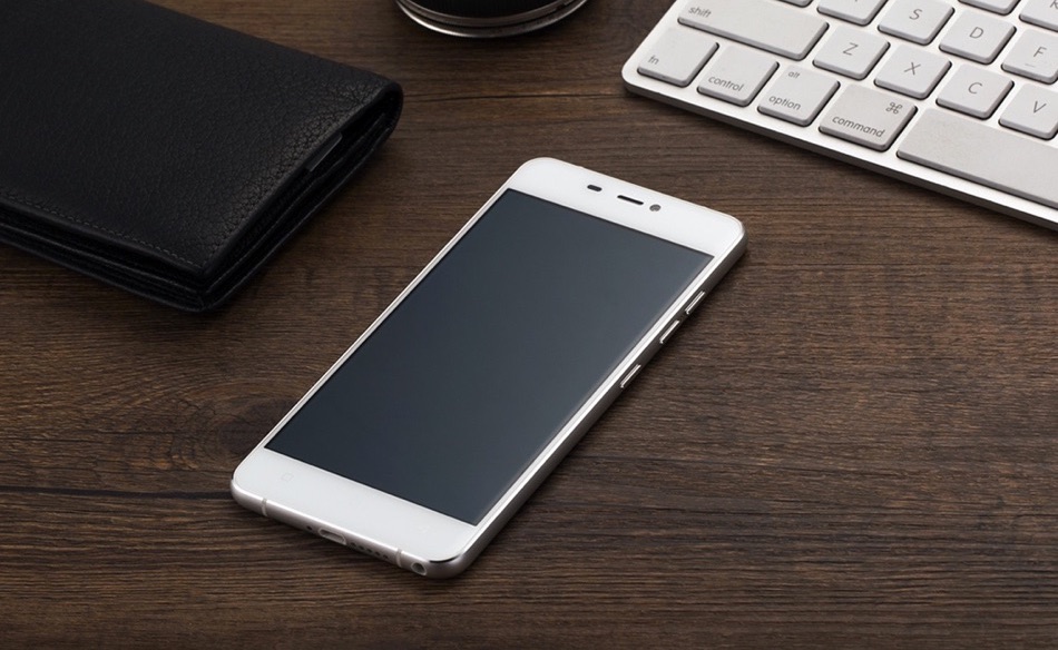 IUNI - Yet another Xiaomi clone bites the dust