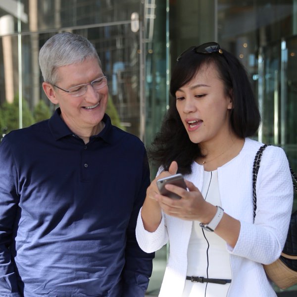 Apple's Tim Cook with Didi's Jean Liu, pictured in Beijing shortly after Apple's investment was announced. Photo credit: Tim Cook on Twitter.