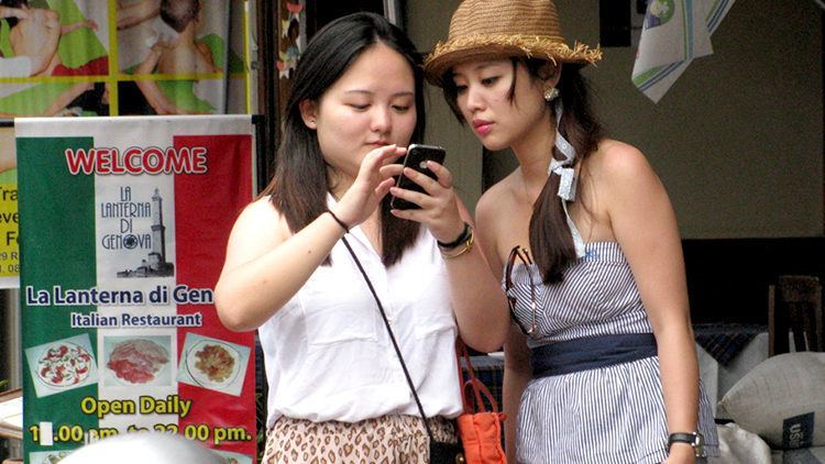 Image credit: Chinese Tourists.