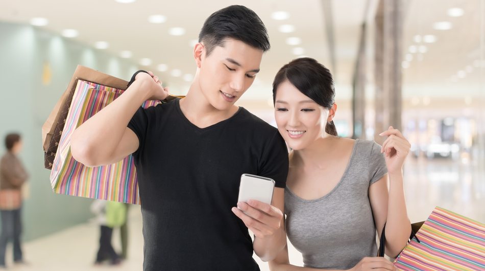Shopping on mobile, fashion shopping, ecommerce