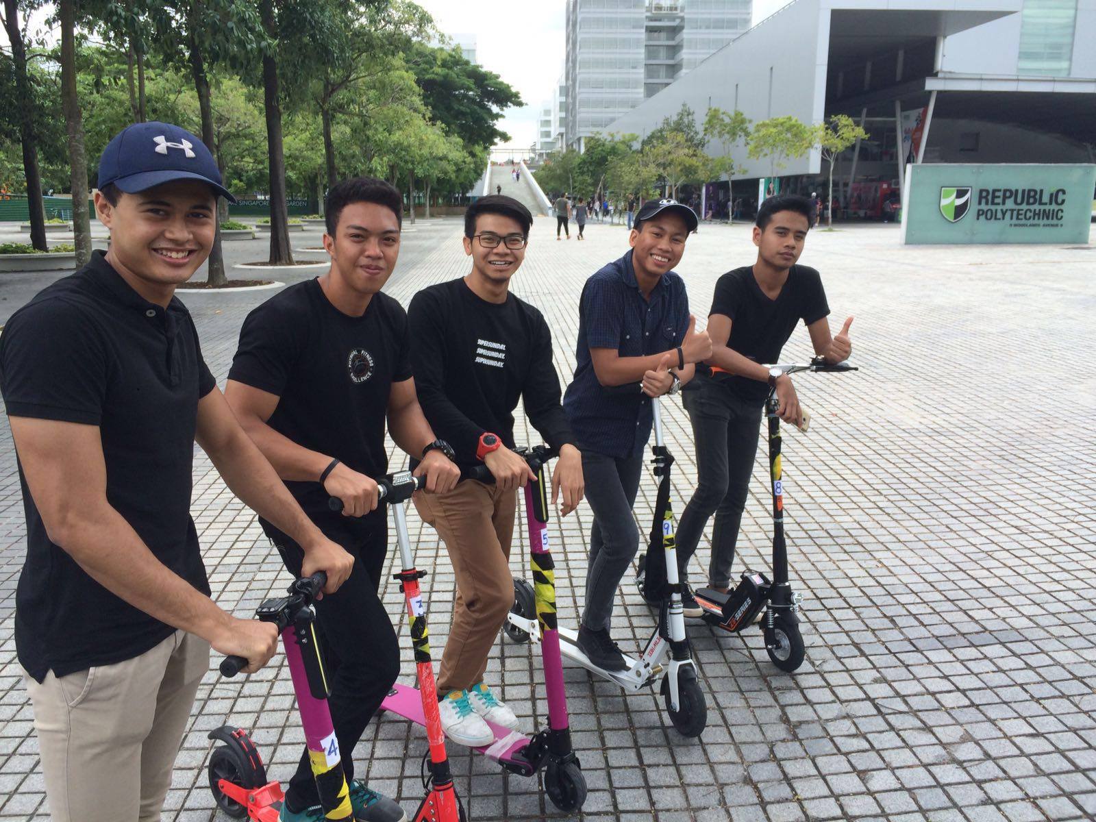 Students at Republic Polytechnic trying Telepod’s e-scooter service.