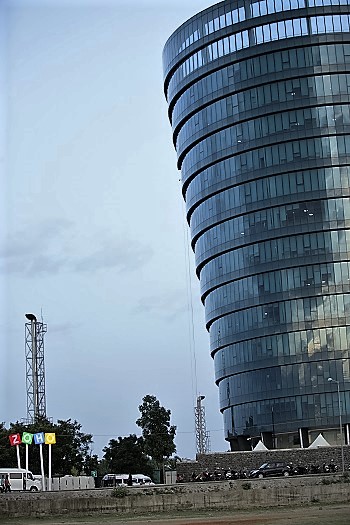 The Zoho building in Guduvanchery outside Chennai rises like a colossus over the surrounding countryside. Photo credit: Zoho