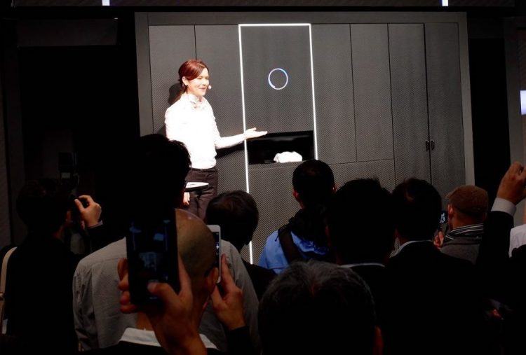 Laundry folding robot from Japan bags $60m funding ahead of 2017 launch Laundry folding robot from Japan bags $60m funding ahead of 2017 launch