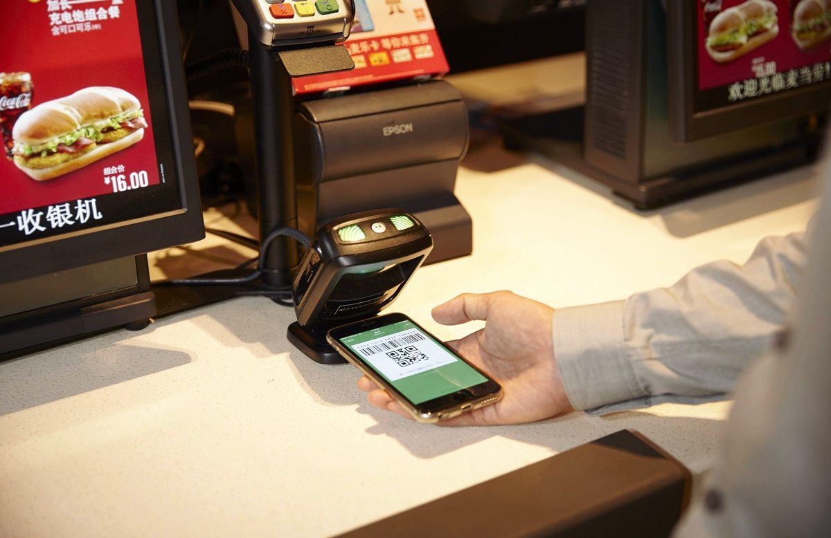 WeChat Pay, mobile payments, cashless payments