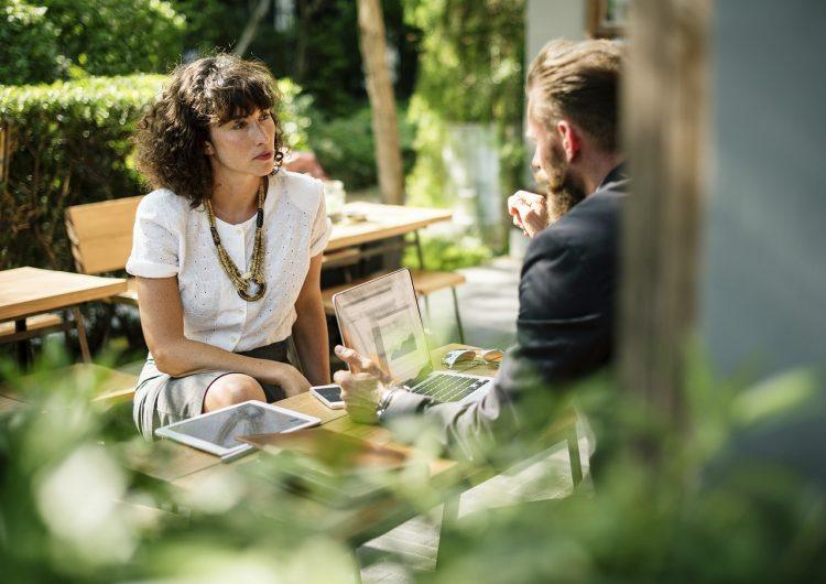 listening-business-meeting