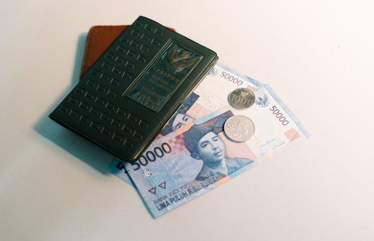 money, rupiah, currency, wallet, cash, Indonesia