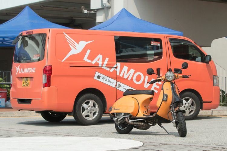Lalamove van and scooter