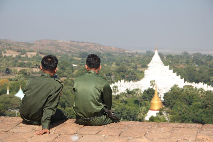 Myanmar soldiers 