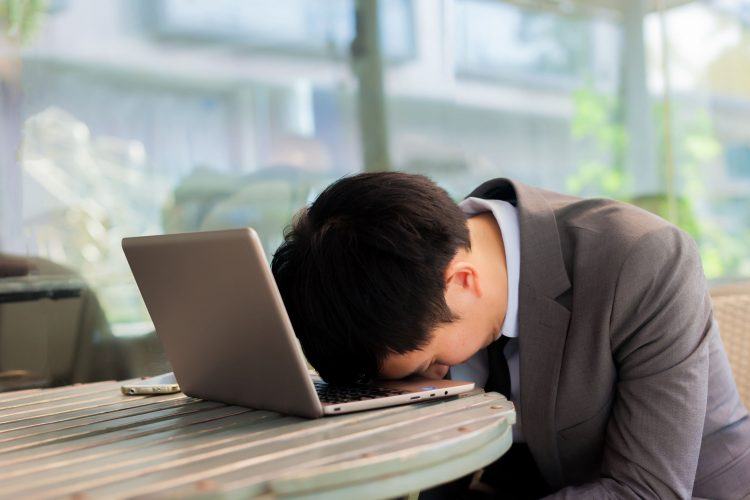 tired-businessman-laptop