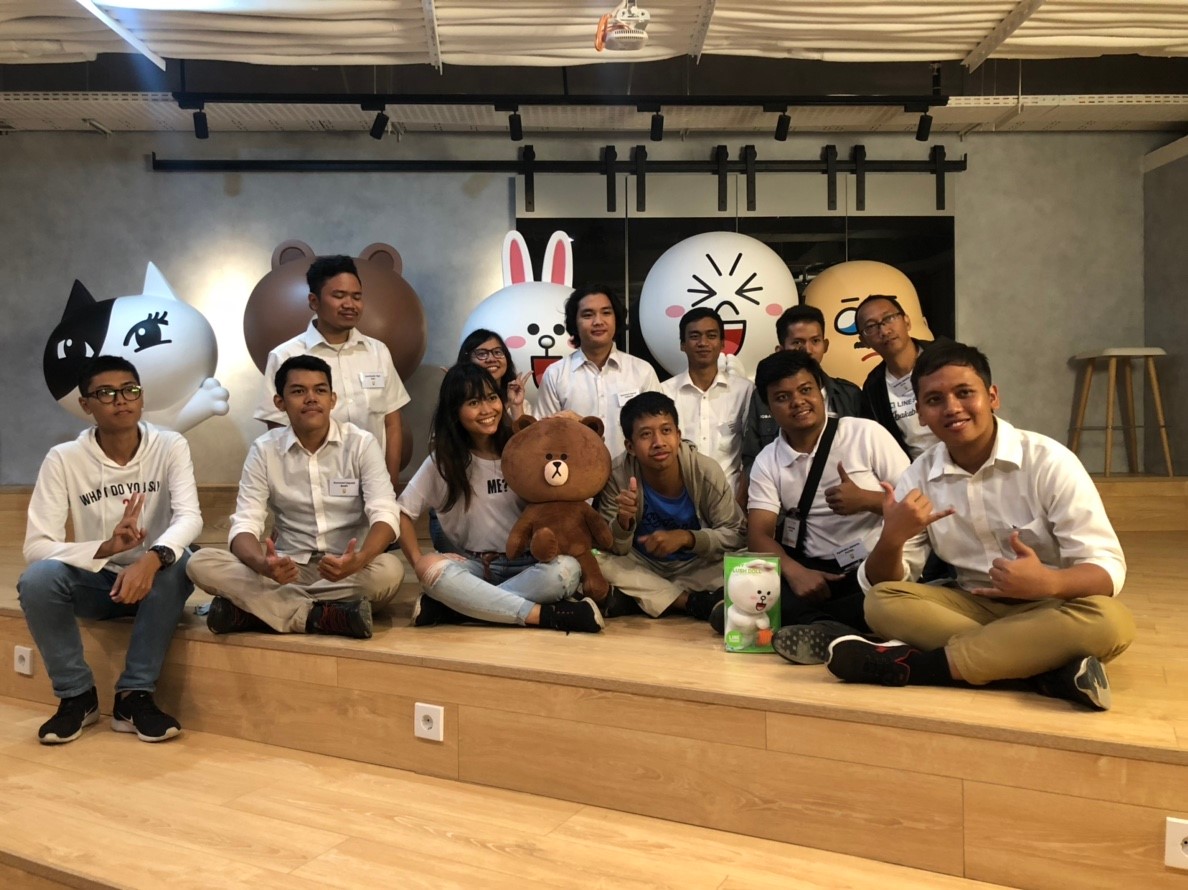 How Line is giving its online communities offline experiences