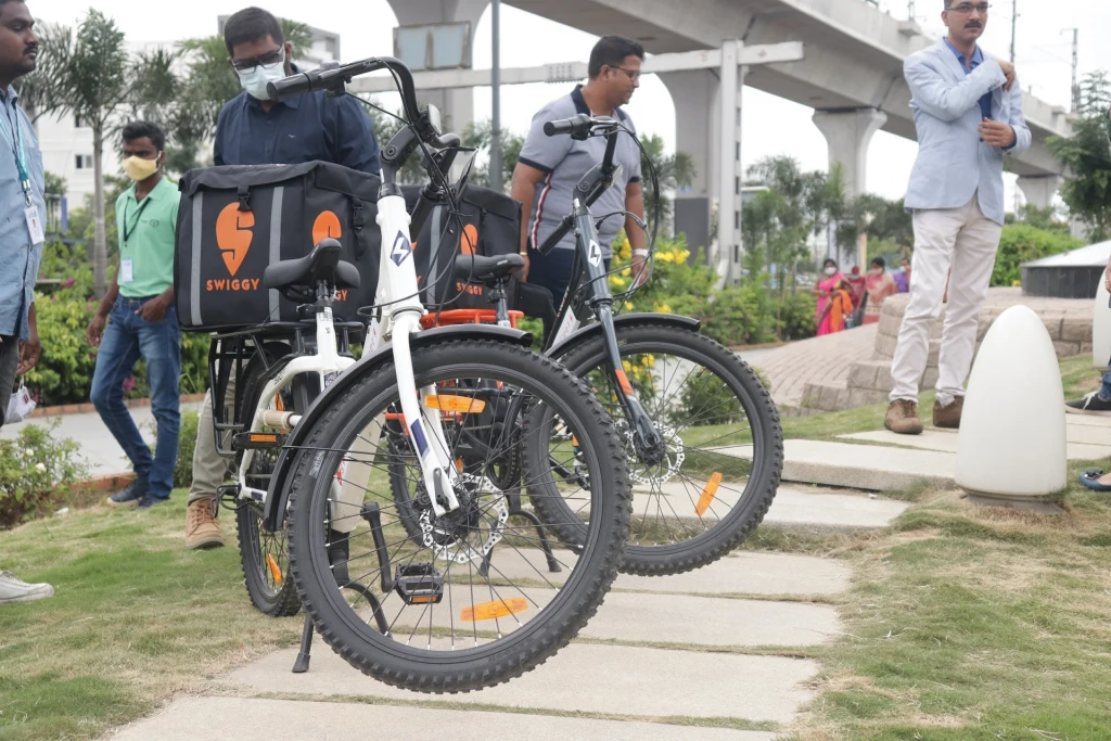 Swiggy store bicycle delivery