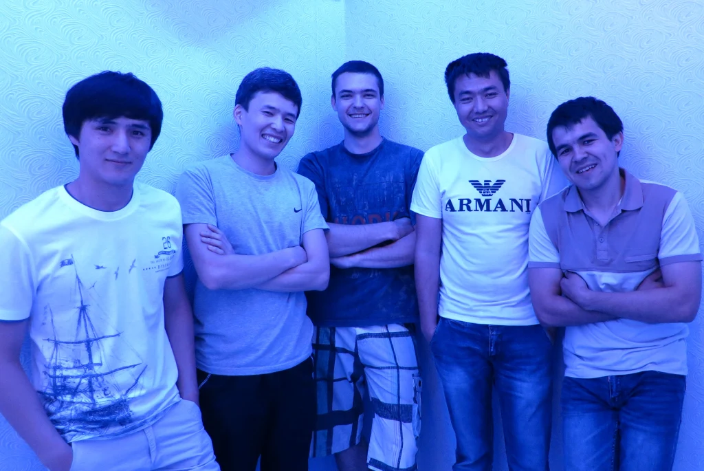 socialshopwave team