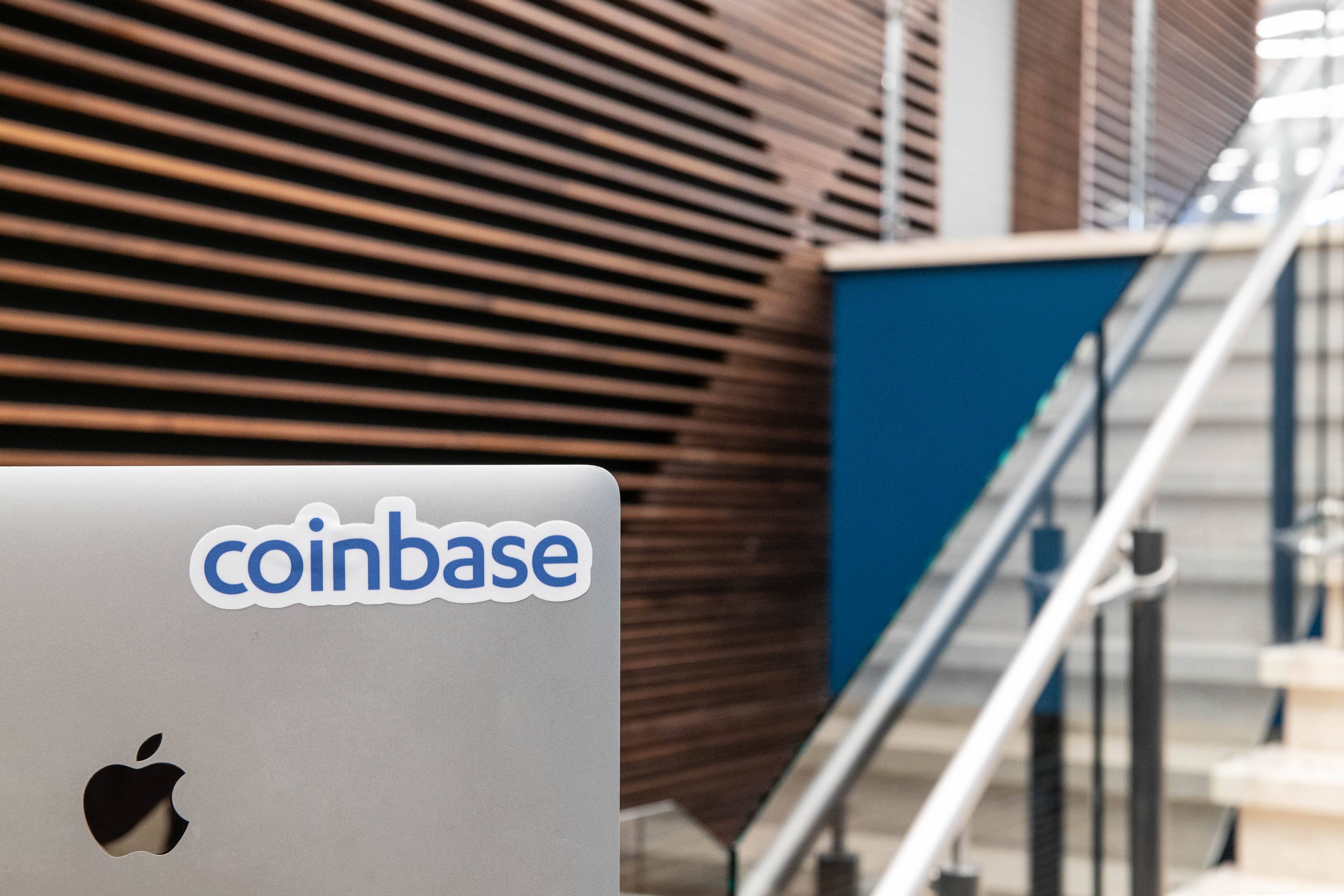 Coinbase boosts Singapore blockchain with engineer training