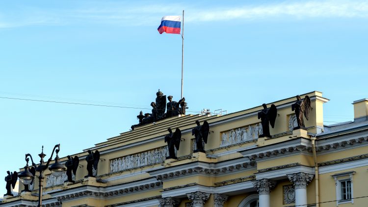 Russia to build its own messaging app Russia to build its own messaging app