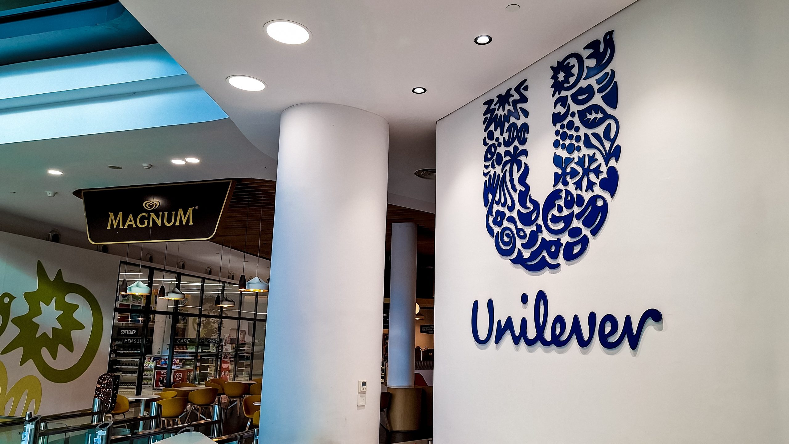 Unilever, L’Oréal ride India’s ecommerce boom Unilever, L’Oréal ride India’s ecommerce boom