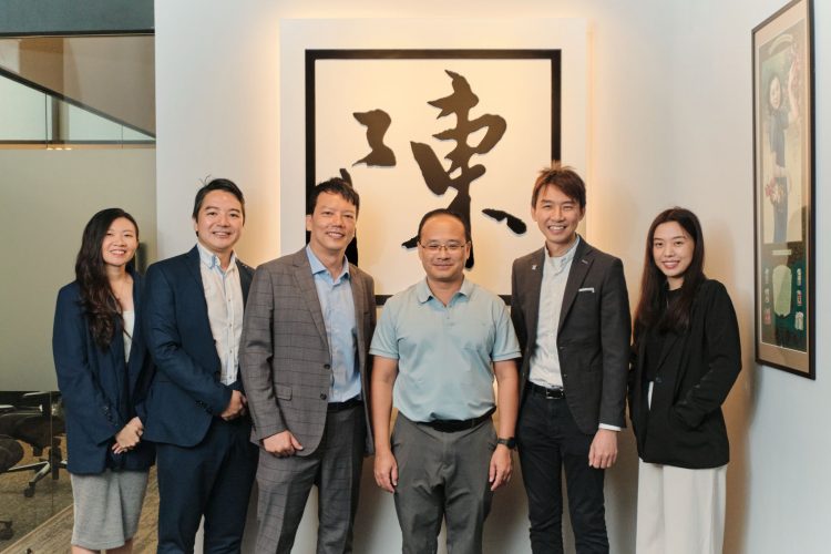 SG’s AutoWealth teams up with Razer founder’s family office SG’s AutoWealth teams up with Razer founder’s family office