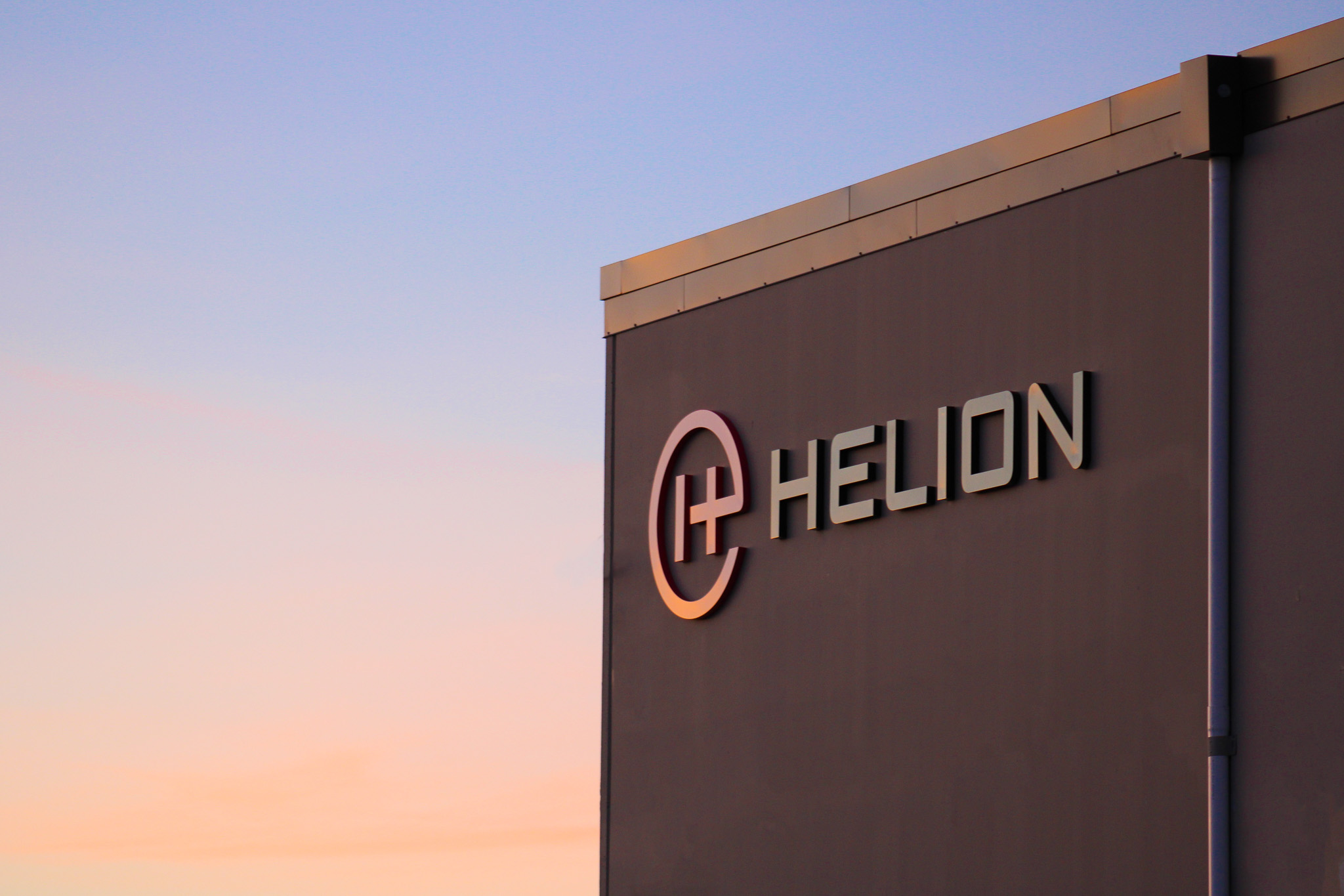 Thrive Capital-backed Helion raises $465m