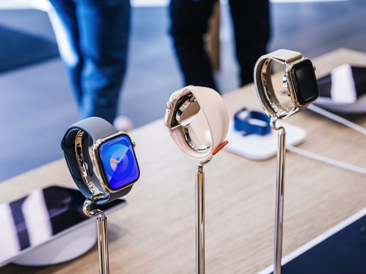 Apple sues ex-employee, Oppo over Watch trade secrets theft