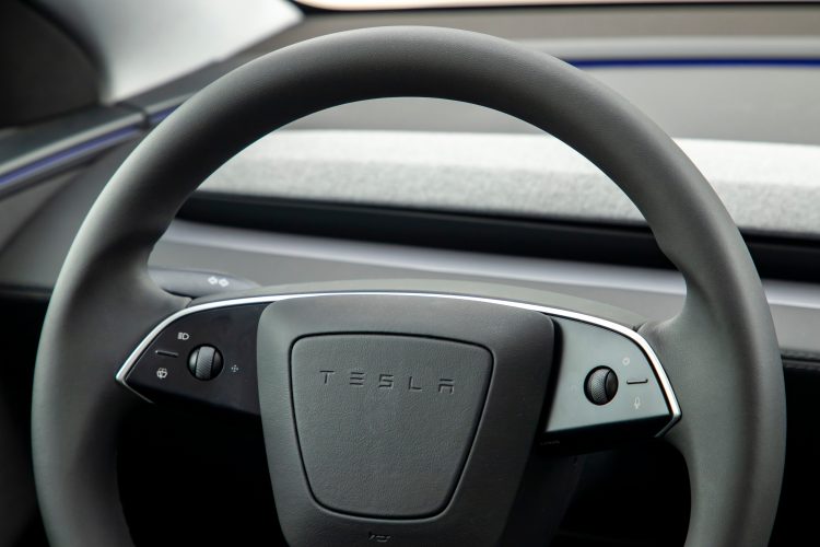 Tesla, Waymo execs defend self-driving tech safety before Senate