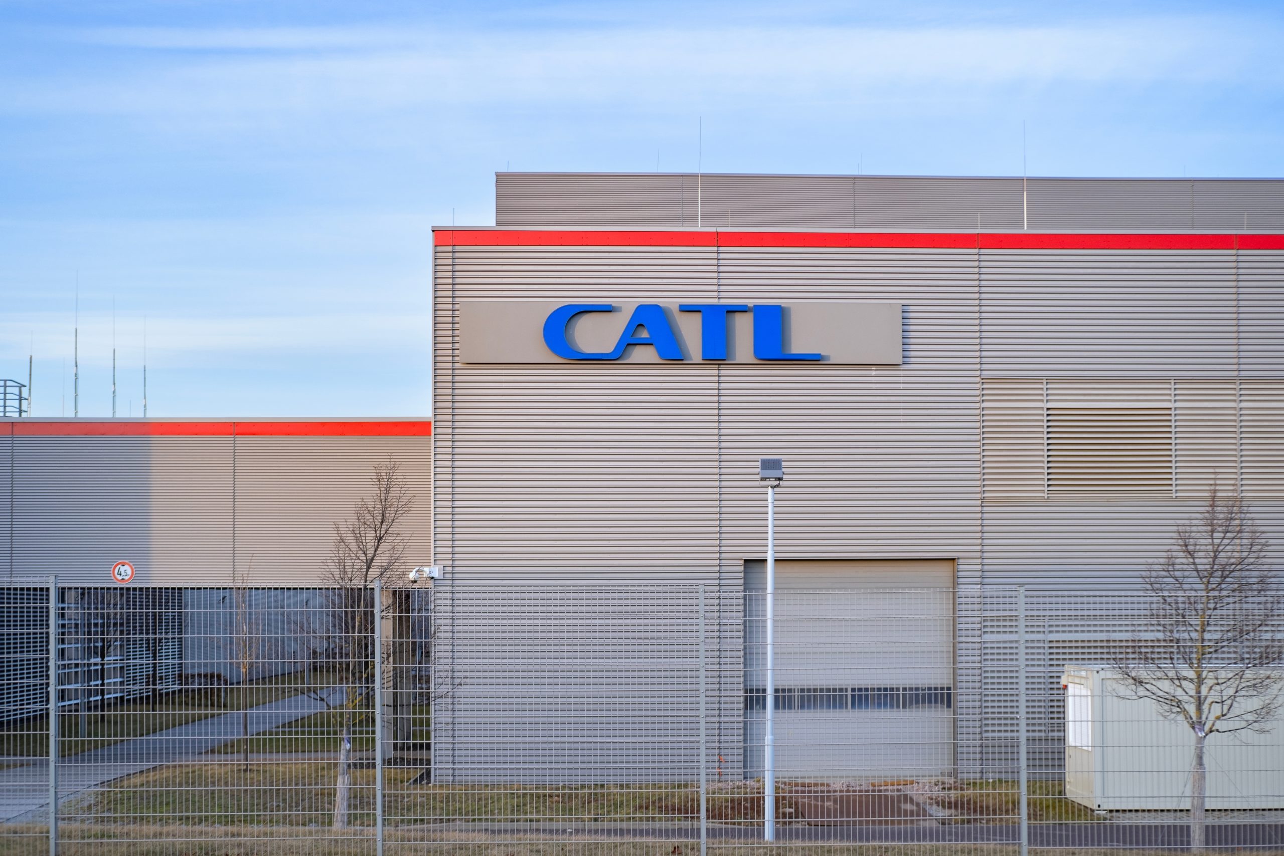CATL launches battery with 1,000 km range, faster charging