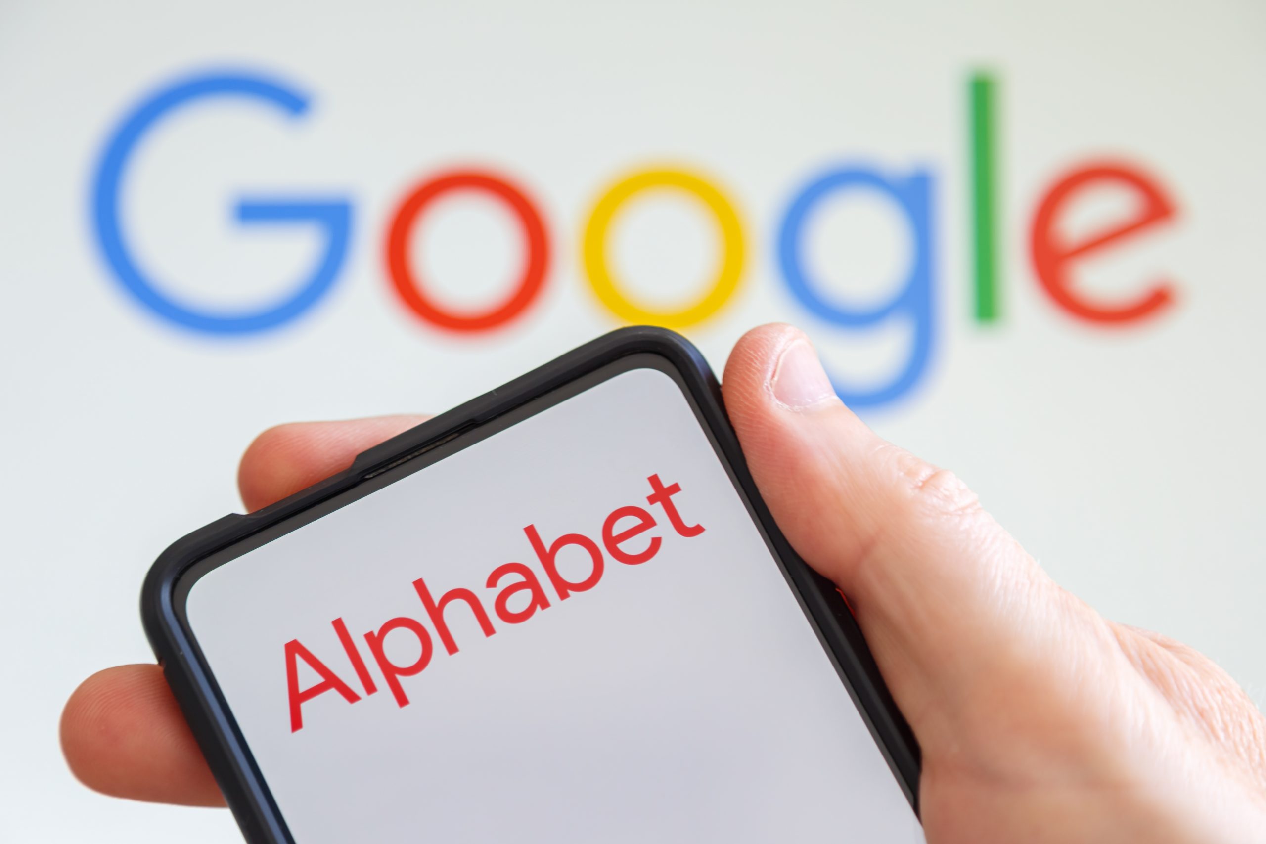 Google DeepMind CEO steps down in Alphabet AI reshuffle
