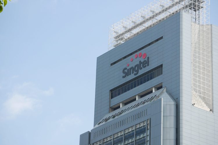 Singtel profit rises 21%, beats estimates