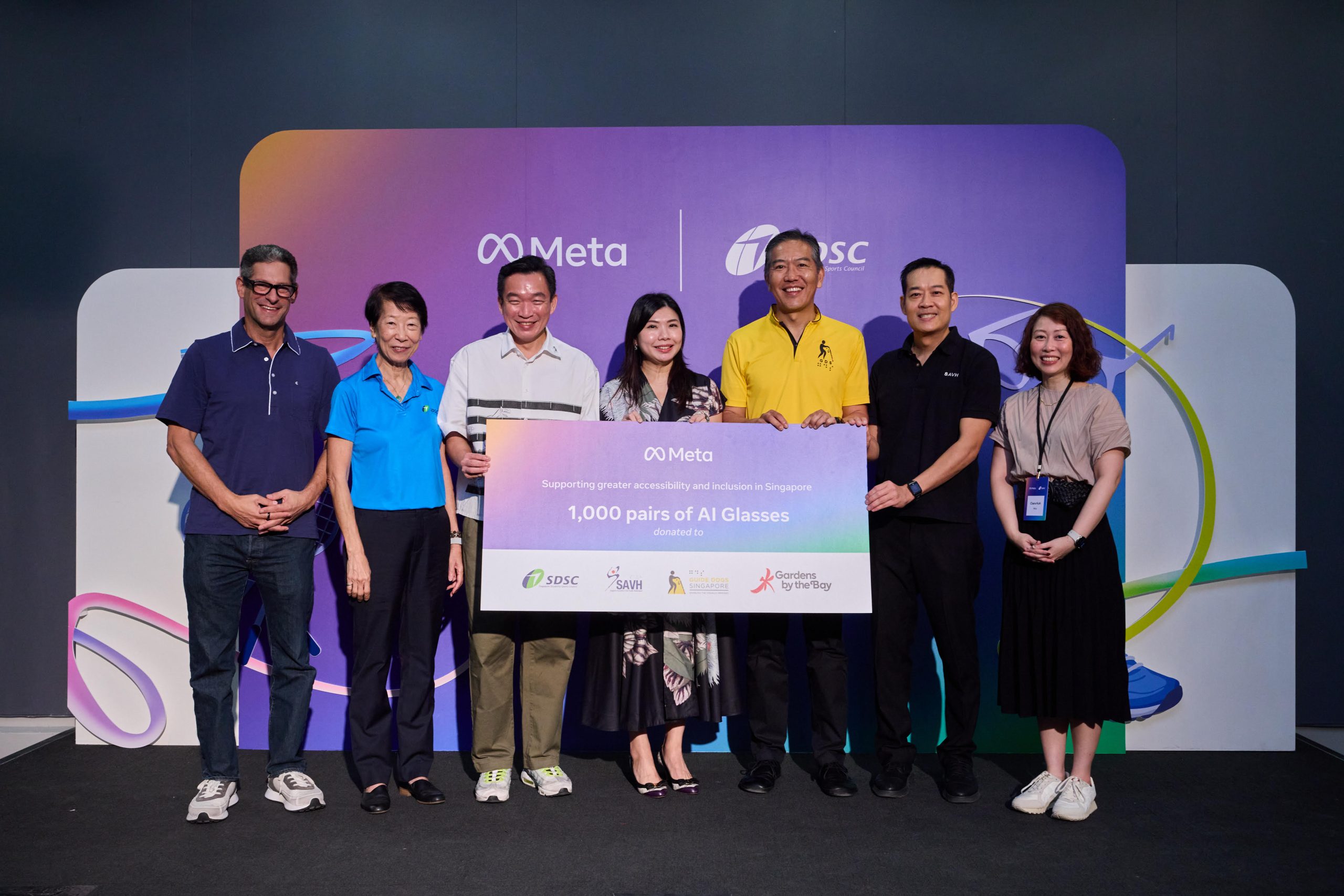 Meta donates 1,000 AI glasses, $30k in Singapore