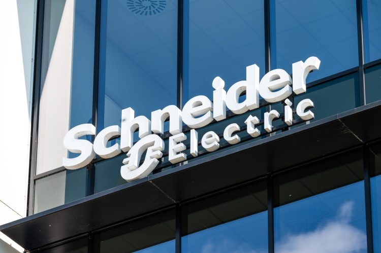 Schneider Electric lifts 2026 outlook on strong AI demand